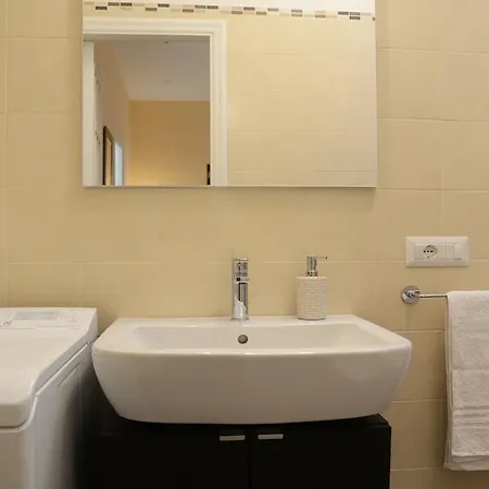 Apartment Donnaregina Boutique