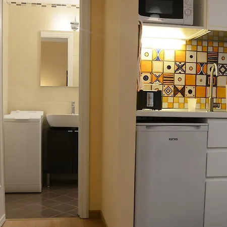 Apartment Donnaregina Boutique Naples