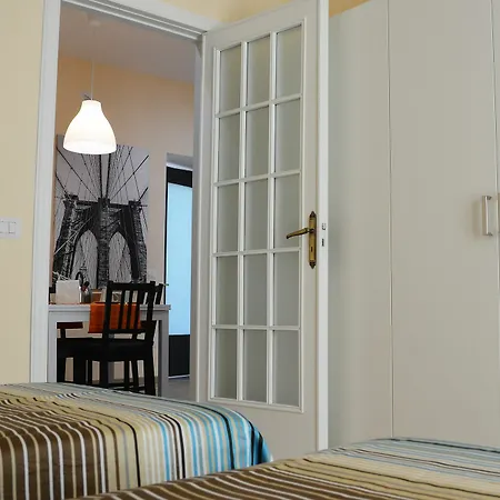 Donnaregina Boutique Apartment Naples